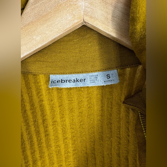 Icebreaker women’s  zip front jacket excellent cond small - Picture 3 of 7
